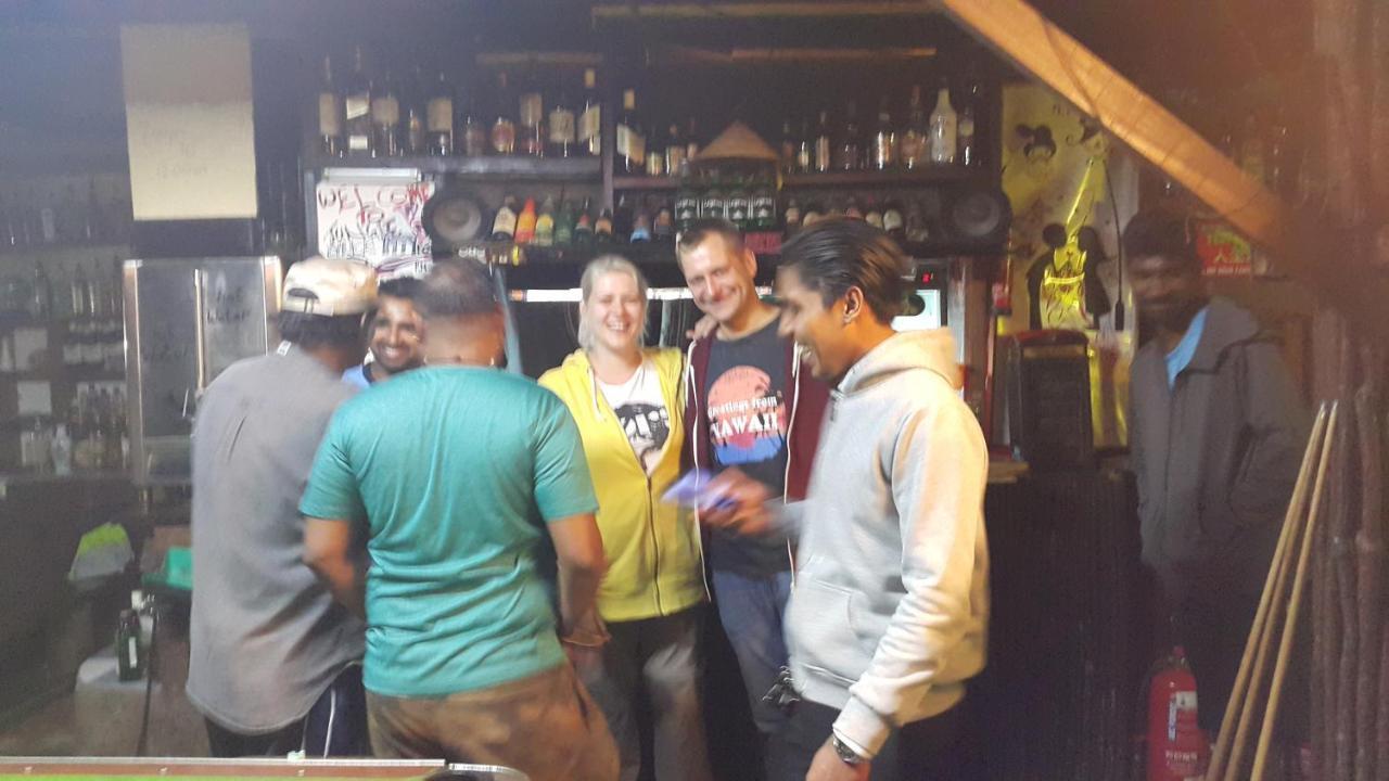 Alora Budget Inn Tanah Rata Kültér fotó